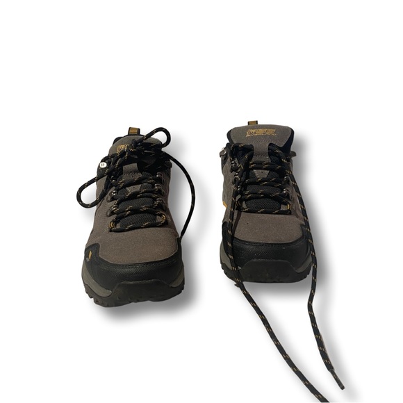 Grey hiking boots - Picture 3 of 3